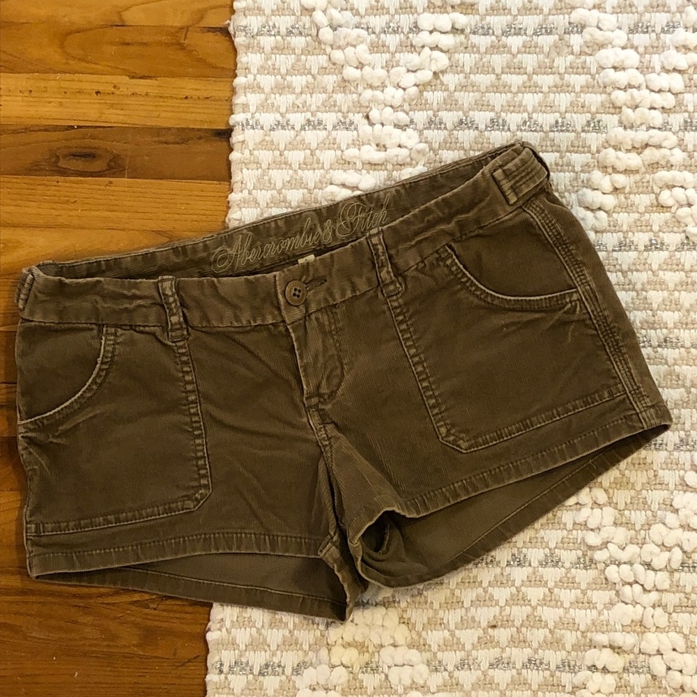 [abercrombie] corduroy shorts
